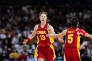 开云中国服务-10分+0失误！孙梦然归来好稳，中国女篮该重用她？